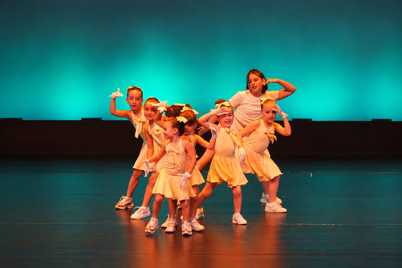Mini Dancers